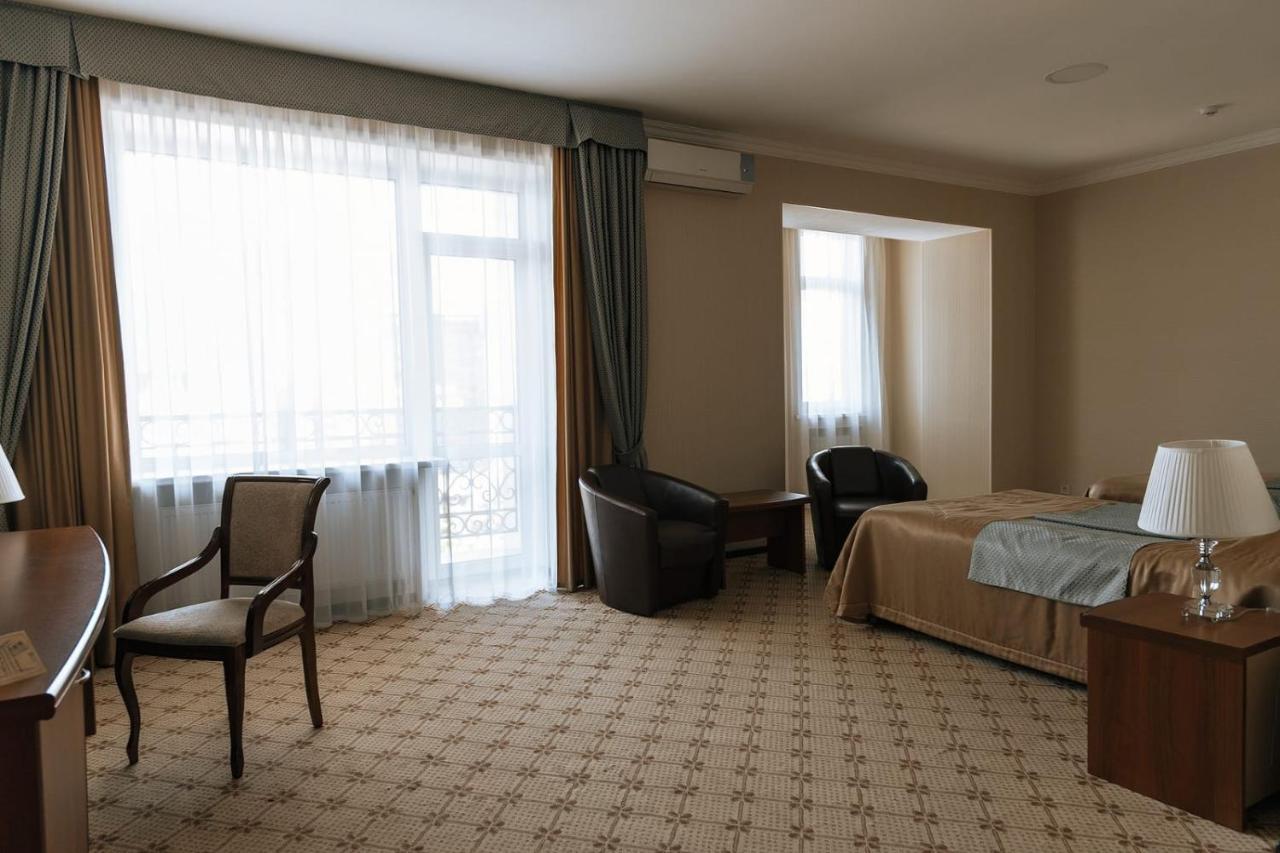 Medeu Hotel Qostanaj Buitenkant foto