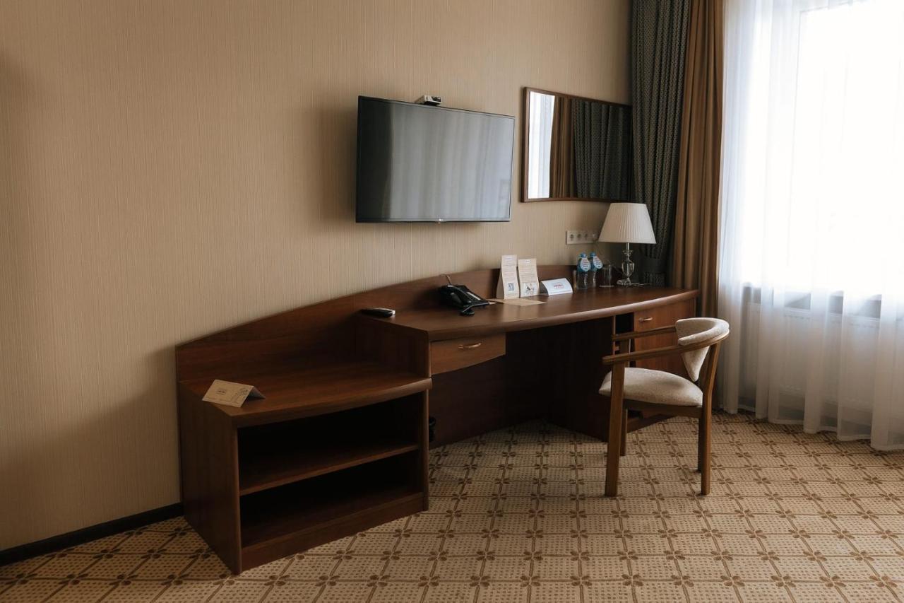 Medeu Hotel Qostanaj Buitenkant foto