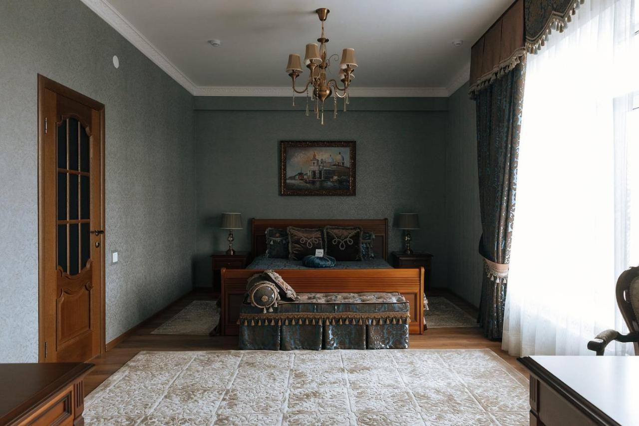 Medeu Hotel Qostanaj Buitenkant foto